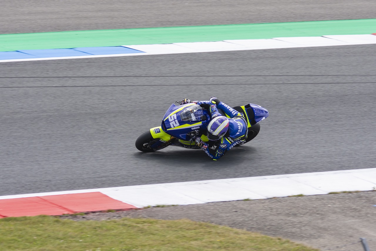 表现更是让 表现更是让